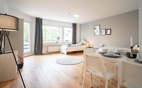 Cozy Balcony Apartment In Essen-Kupferdreh